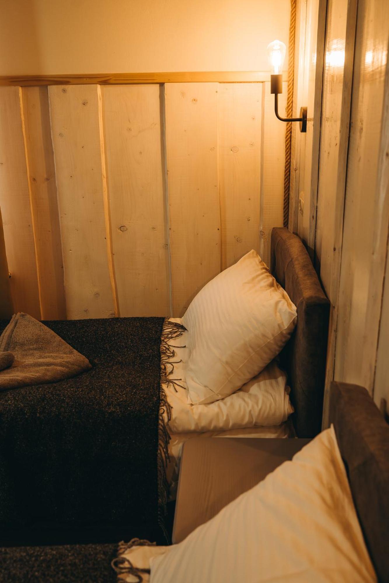 Sv Hotel&Camp Lazeshchyna Eksteriør bilde