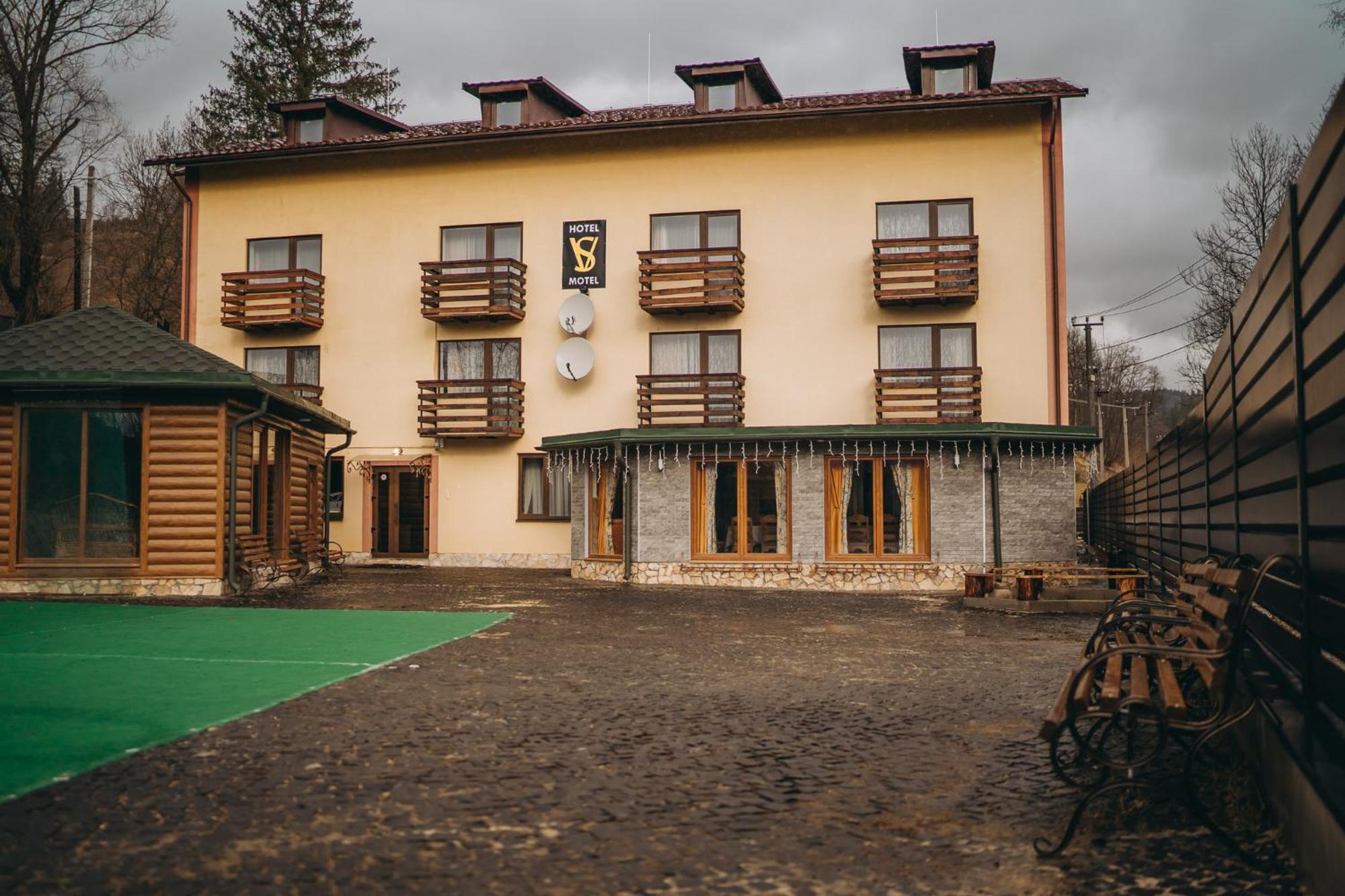 Sv Hotel&Camp Lazeshchyna Eksteriør bilde