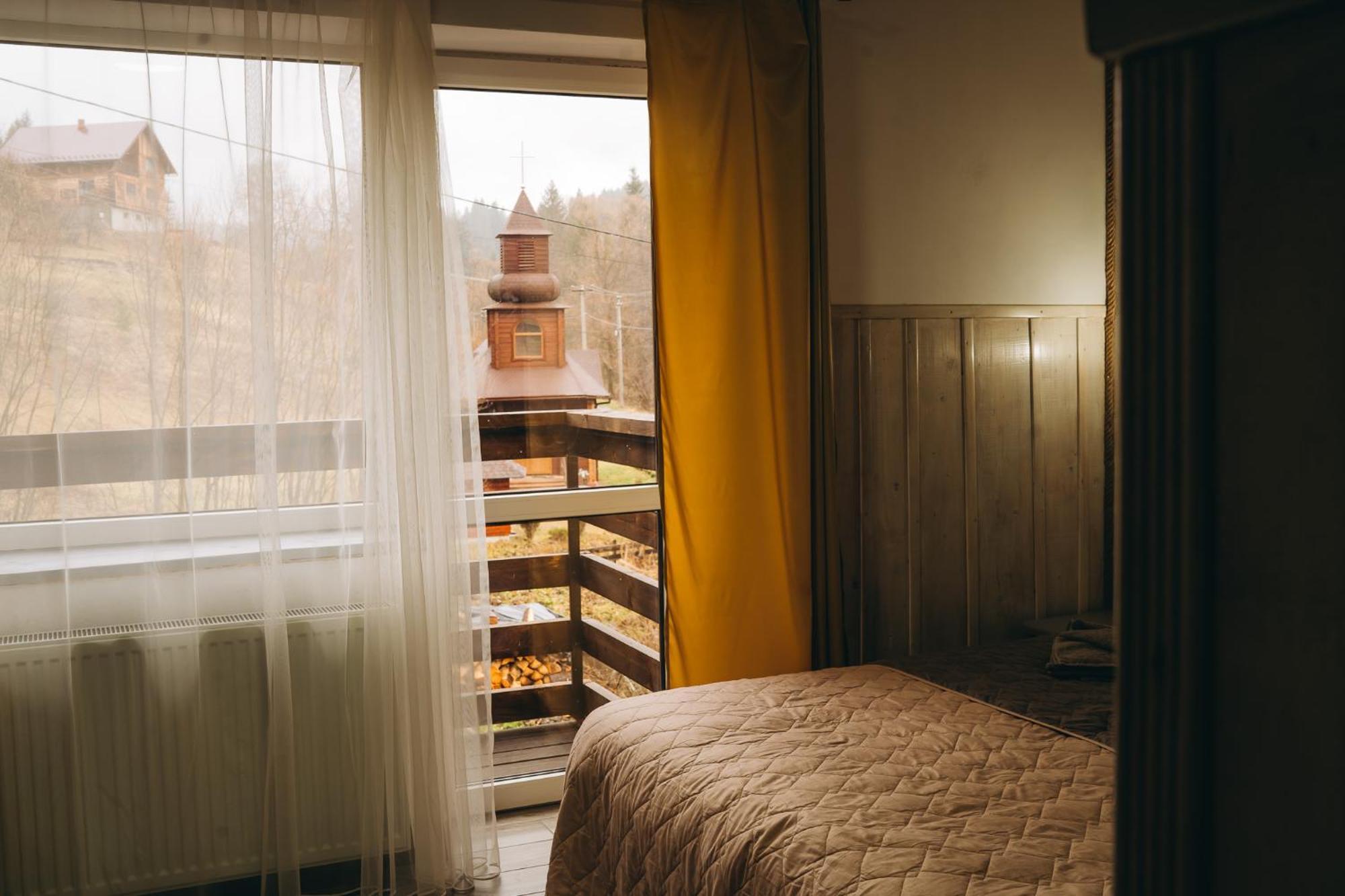 Sv Hotel&Camp Lazeshchyna Eksteriør bilde
