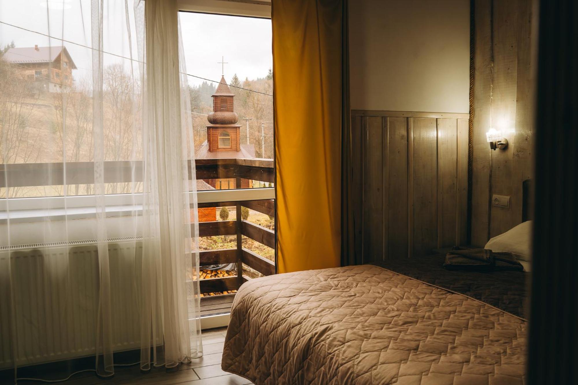 Sv Hotel&Camp Lazeshchyna Eksteriør bilde