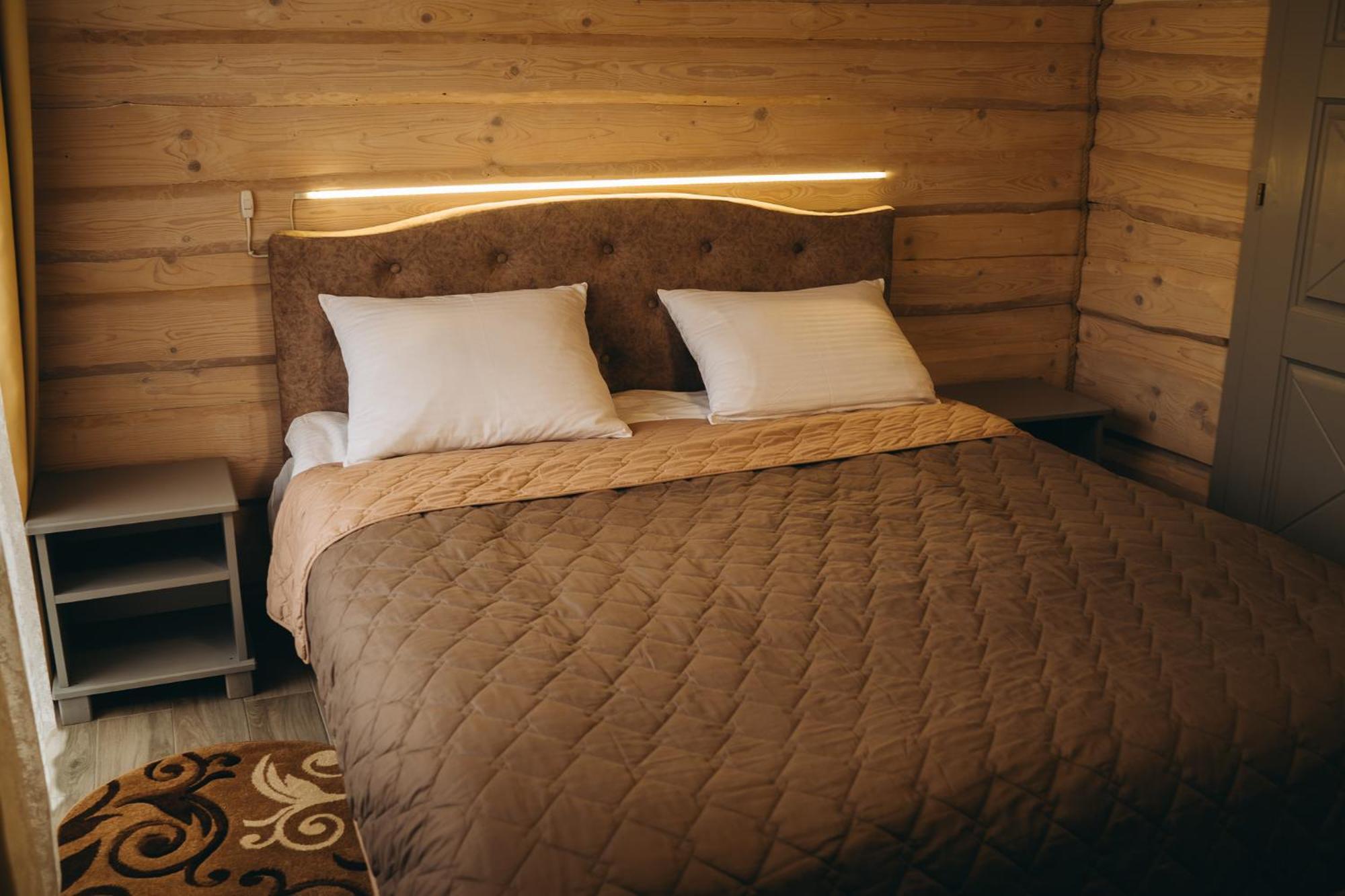 Sv Hotel&Camp Lazeshchyna Eksteriør bilde